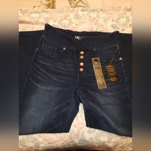 DG2 jean jeggings by Diane Gilman Size L